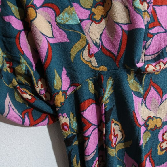 Free People Coco One Piece Jumpsuit Wide Leg Cross Open Back Floral Green Size 6 - Picture 9 of 16